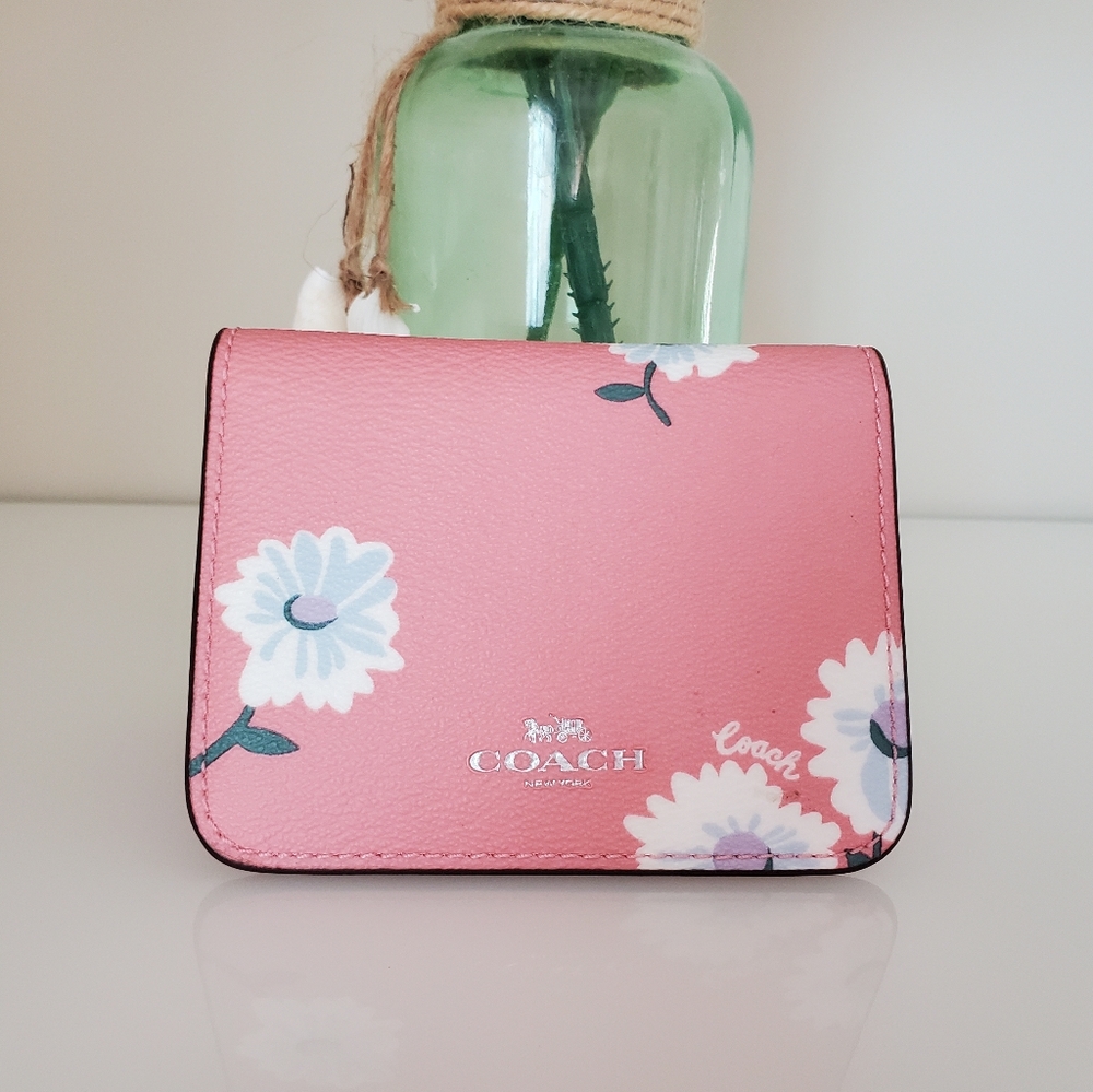 Coach Daisy Card Case In Bubblegum Multi